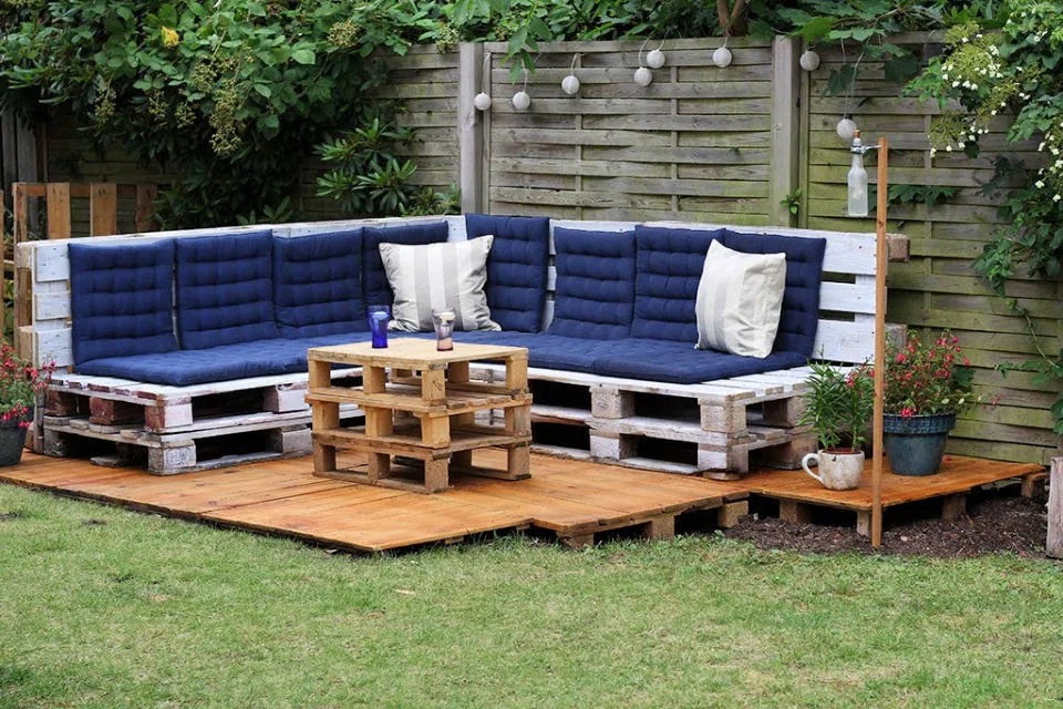 Frugal Ways to Redecorate Your Patio: On a Budget