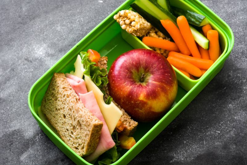 Healthy school lunch box