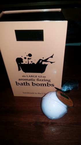 Bath bombs