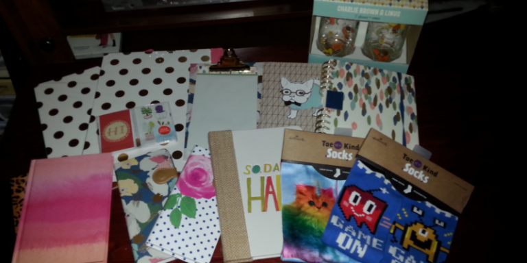 Hallmark Back-to-School Organizing Essentials for Mom