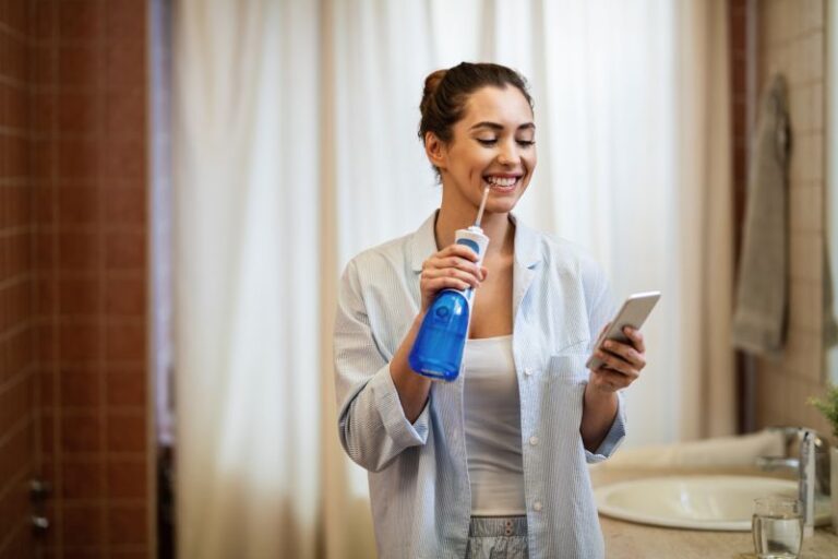 Portable Oral Irrigator- The Gift of Good Oral Health