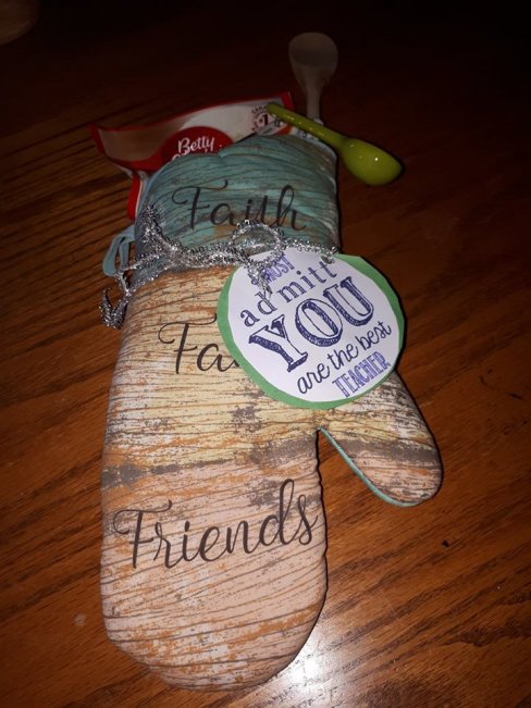 oven mitt teacher gift