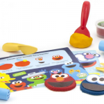 Sesame Street Elmo & Friends Dough Activity Set