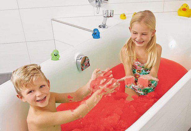 Bath Time fun with Gelli Baff and Slime Baff