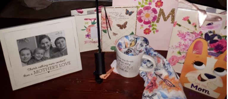 shop Hallmark for Mother's Day