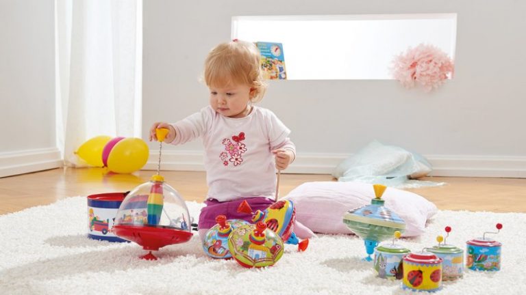 Why Bolz Spinning Top is the Perfect Classic Gift