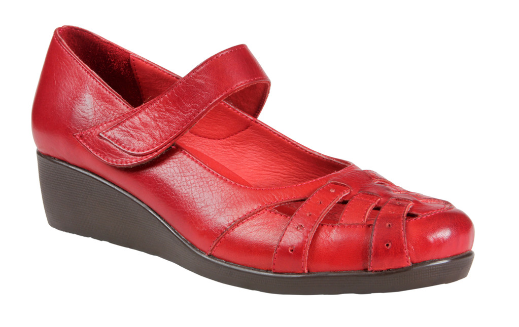 comfortable wedges