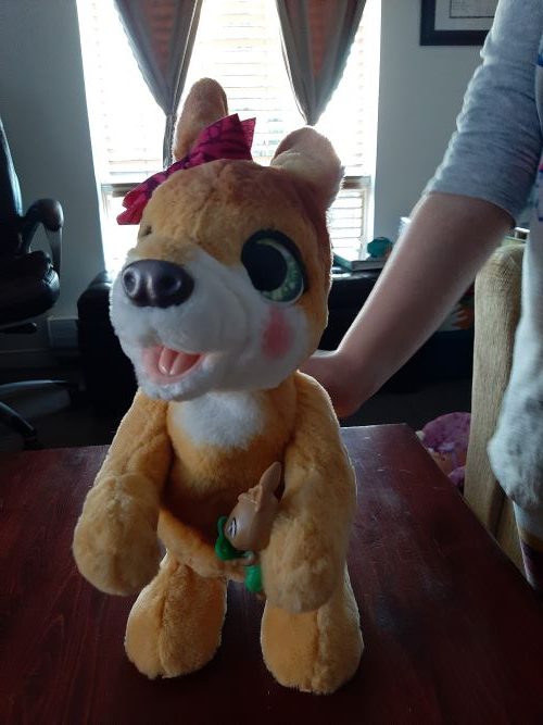 Hasbro - Fur Real Mama Josie The Kangaroo 