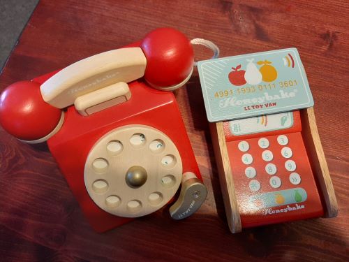  Le Toy Van Vintage Wooden Phone