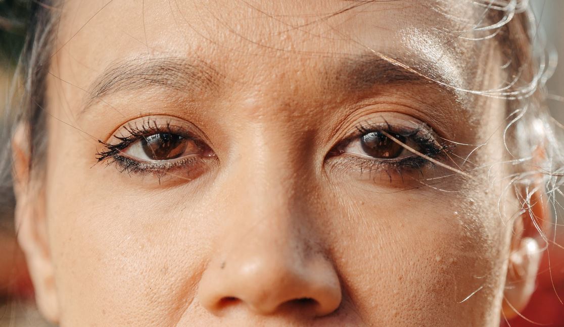 What You Can Do to Lessen the Look of Crow's Feet