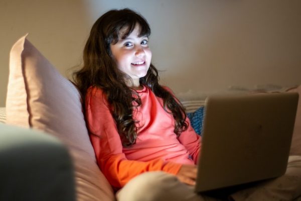 How Parents Can Keep Their Children Safe Online