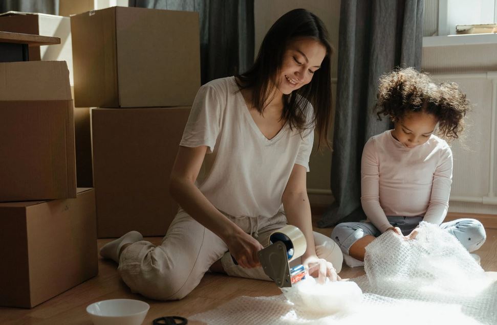 Simple Tips to Help You Move House More Efficiently