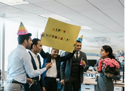 How to Celebrate a Colleague’s Birthday in the Workplace