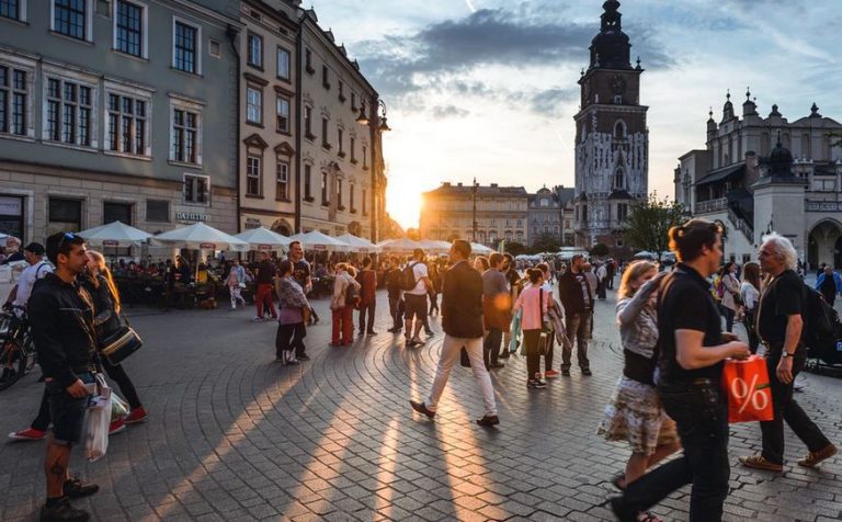 Budget-Friendly Canadian Travel Destinations Worth Visiting