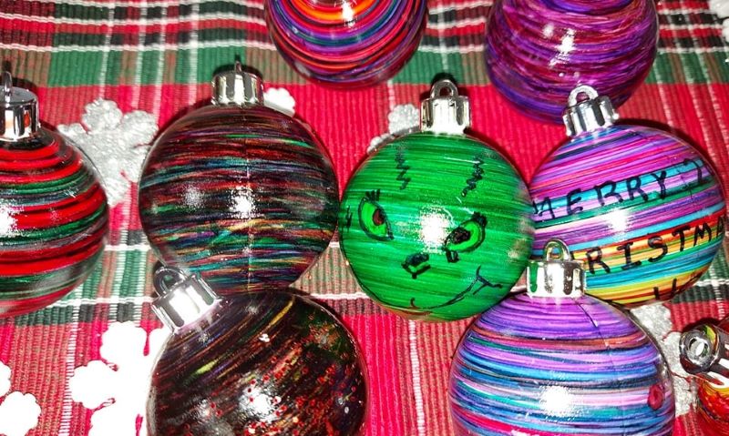 TreeMendous Ornament Decorator