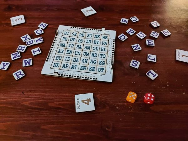 WORD TAC TOE Abstract Dice Word Game