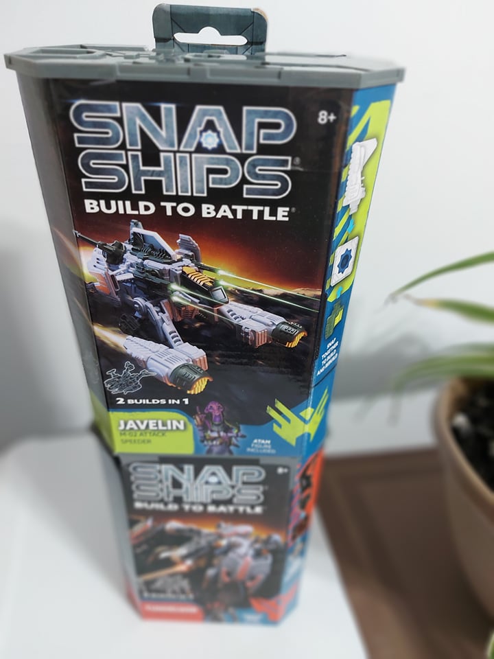 Snap Ships Sabre XF-23 Interceptor -- Construction Toy for Custom Building and Battle Play