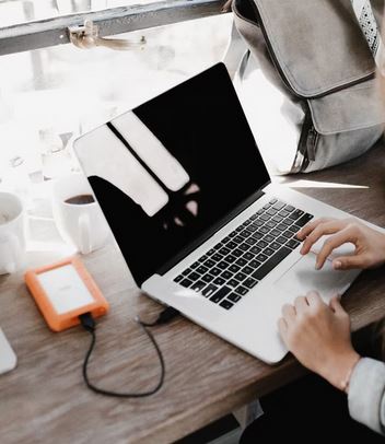 woman on laptop