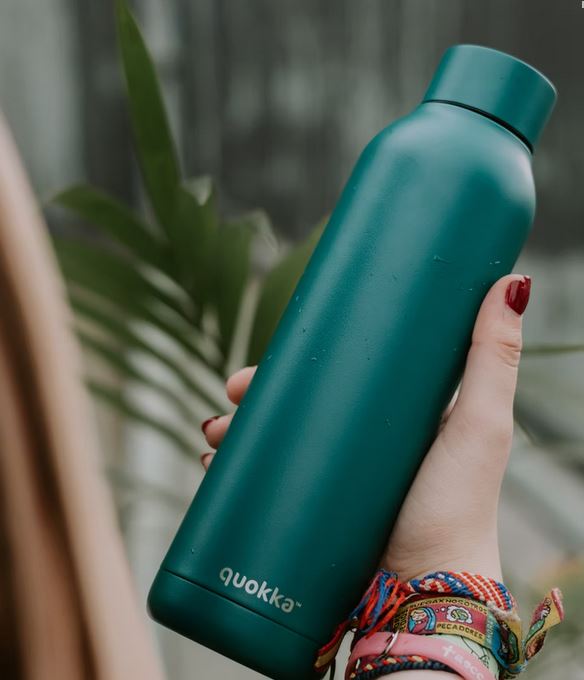 reusable water bottles