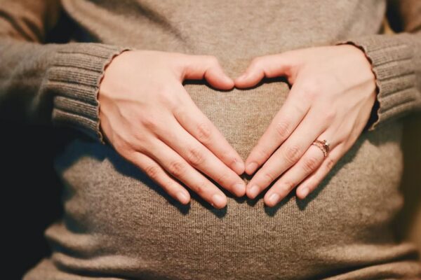 Best Pregnancy Gifts For Expecting Moms in 2022