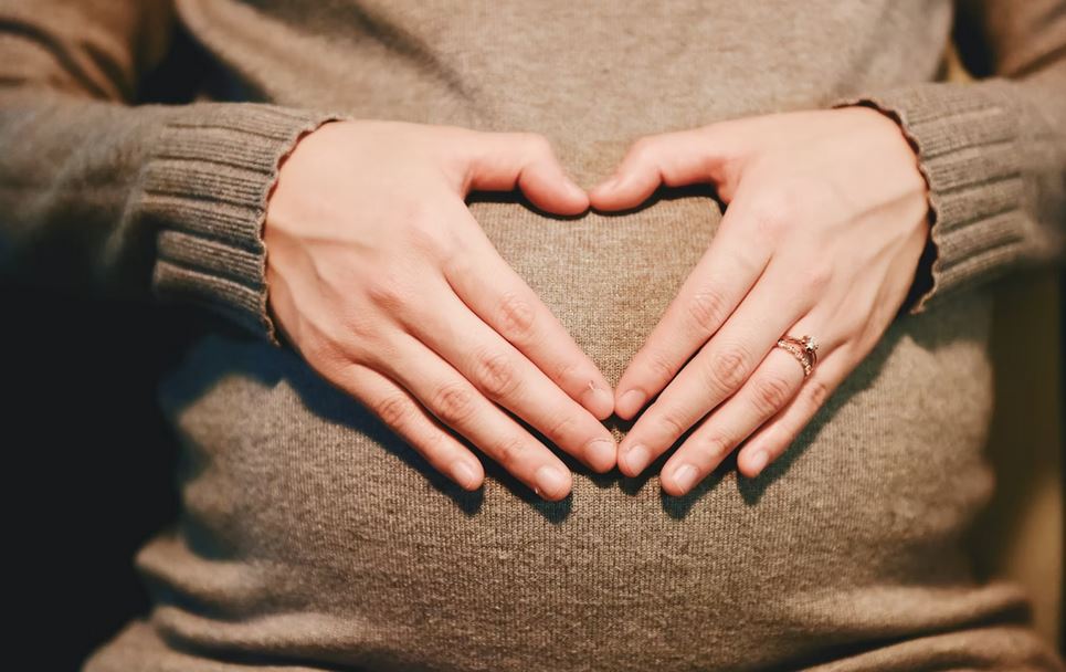 Best Pregnancy Gifts For Expecting Moms in 2022