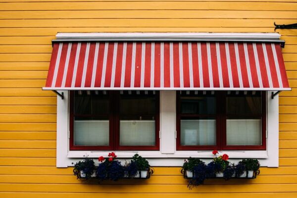 Tips on How to Pick the Right Awning for Your House