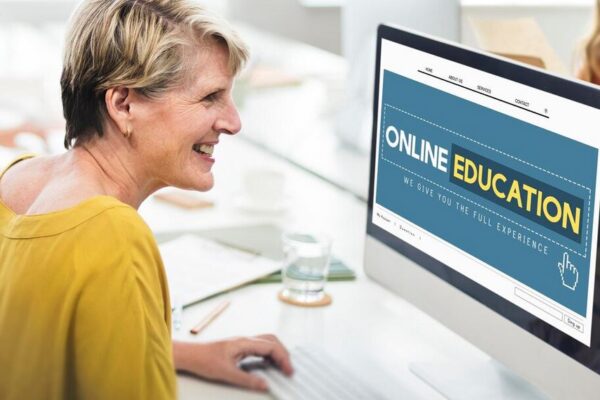 Six Benefits of Earning an online degree