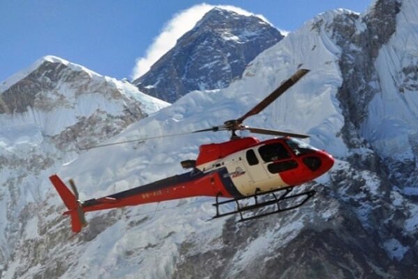Helicopter Tour to Base Camp in Mount Everest