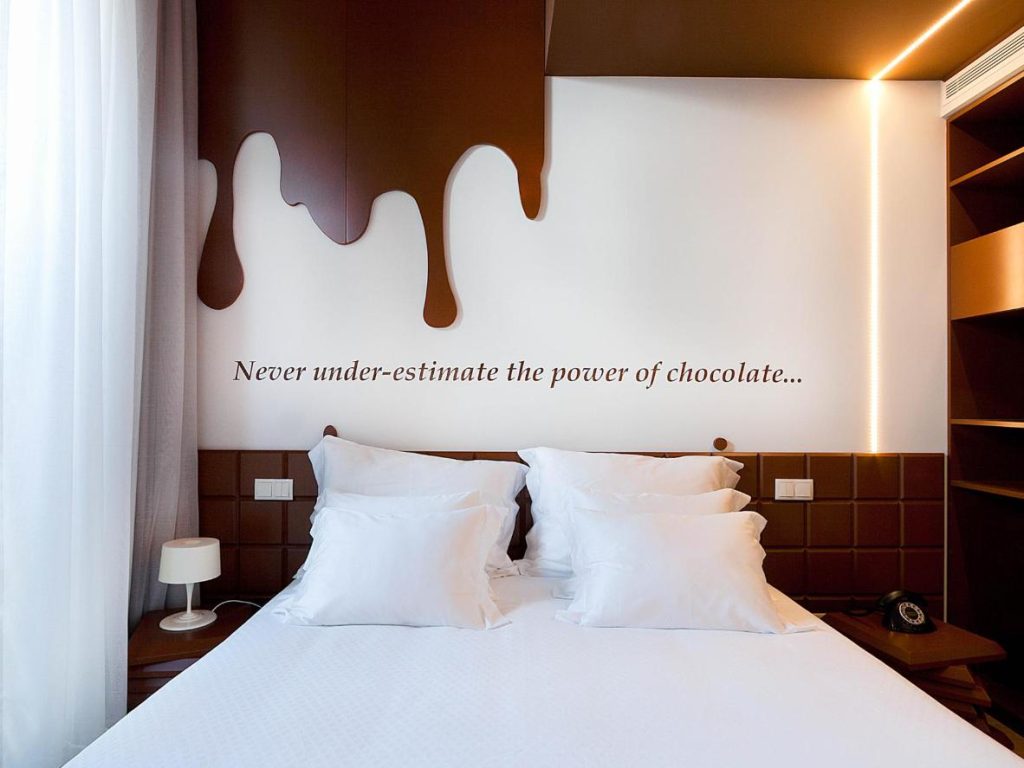 Chocolate hotel