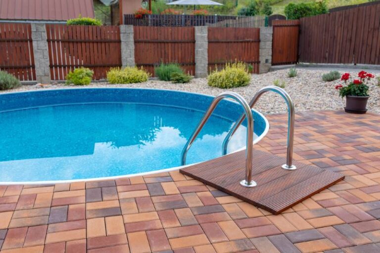 Small home swimming pool