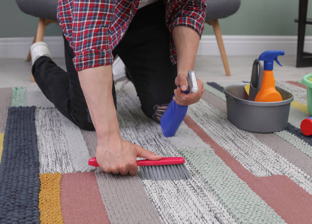 cleaning carpet