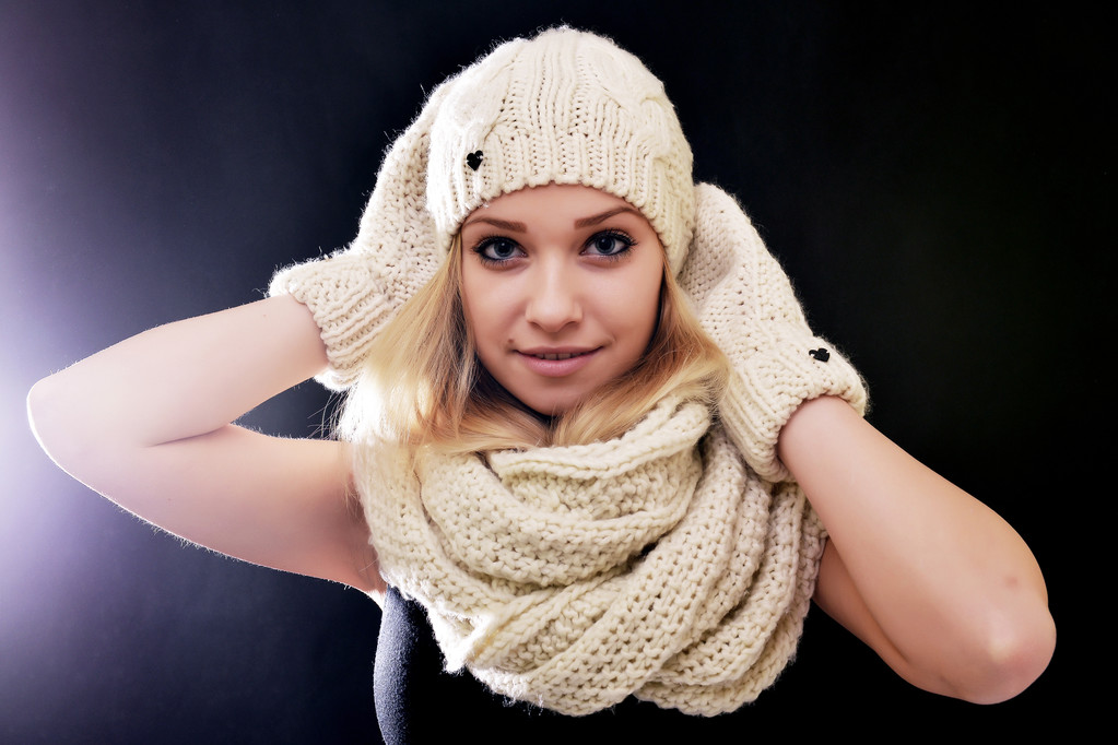  hat, scarf and gloves 