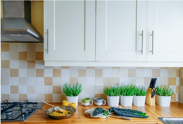 From Kitchen to Bathroom: Choosing the Right Tiles for Every Room