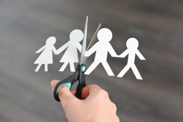 Practical Tips for Single Parents Coping with Divorce