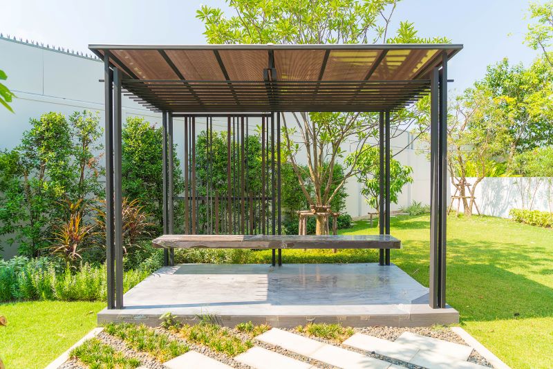 Aluminum pergola