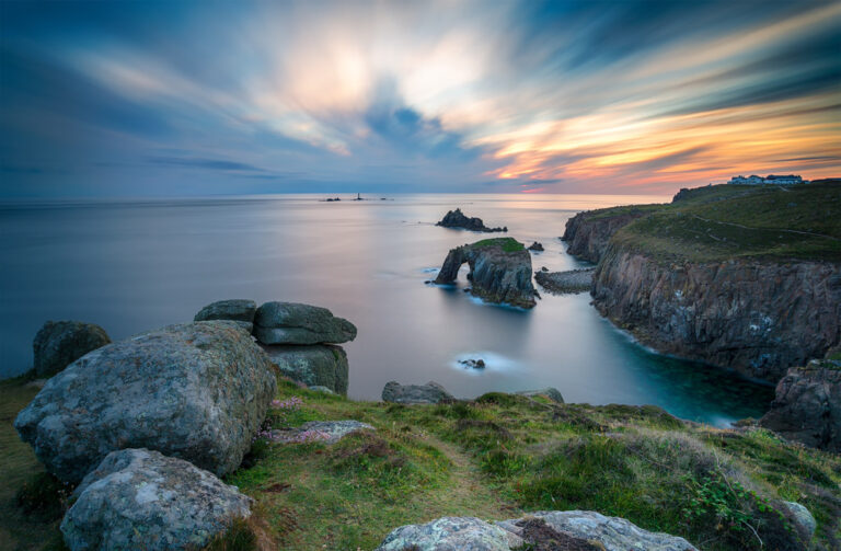 The Top Activities for Solo Women Travelers in Cornwall