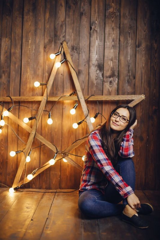Christmas light storage reel