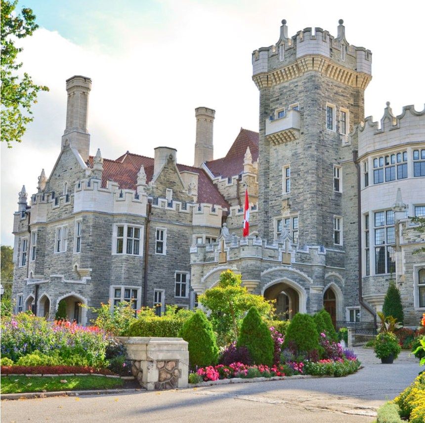 Casa Loma 