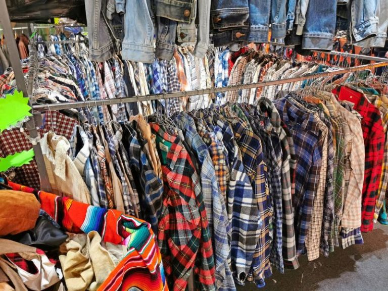 Second-hand Shopping