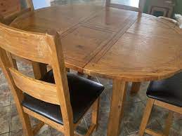 the Retro Appeal of Leaf Tables