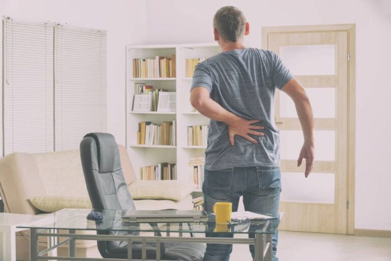 Guide to Preventing Back Pain While Working From Home