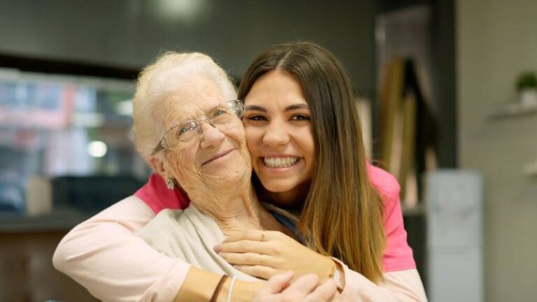 The Importance of Personalized Care Plans in Creating Safe and Familiar Residential Settings