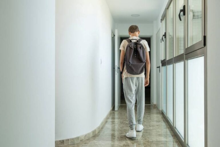 Sending Love in a Box: Awesome Care Package Ideas for College Students