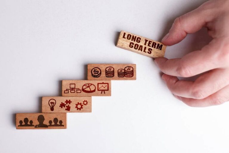 Tips for Turning Long-Term Goals into Achievable Plans