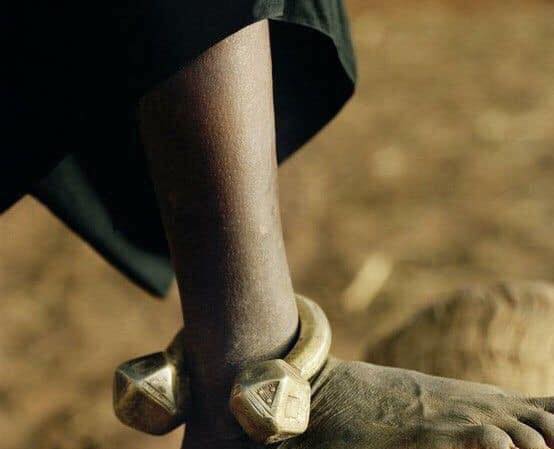 Exploring Engagement Ring Customs Across Cultures