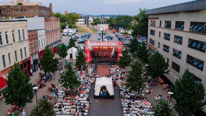 3 Budget-Friendly Tips for Organizing a Memorable Community Event