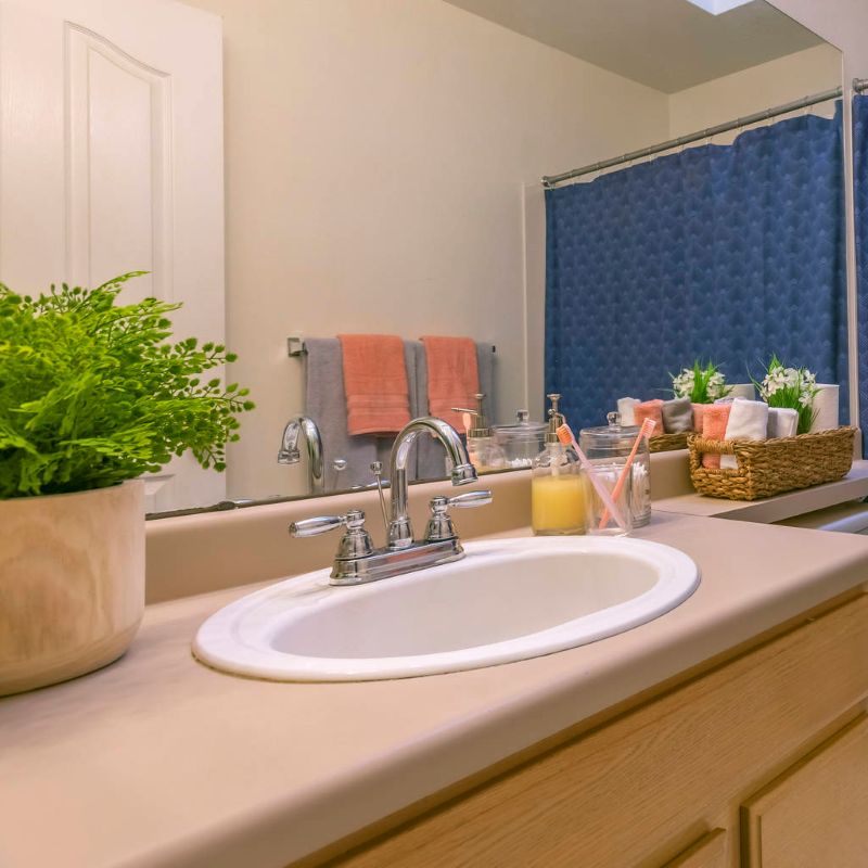 How to Create a Clutter-Free Family Bathroom