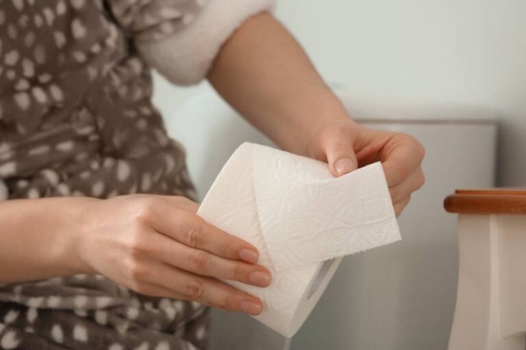 A compassionate guide to understanding and managing urinary incontinence