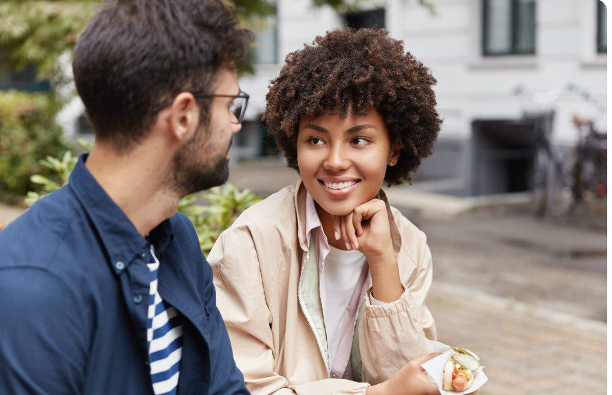 What to Wear on the First Date: What the Research Says