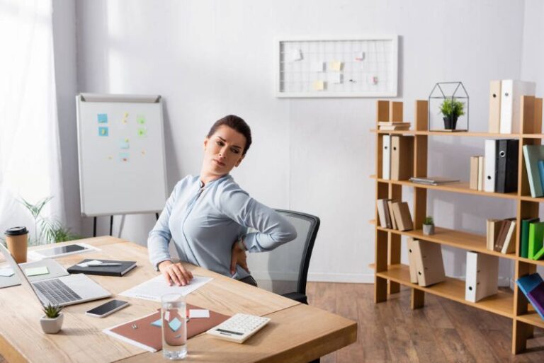 Is Your Office Chair a Health Hazard? 7 Warning Signs